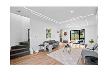 31D McLeod Road, Weymouth