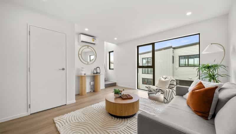 3/1088 Beach Road, Torbay