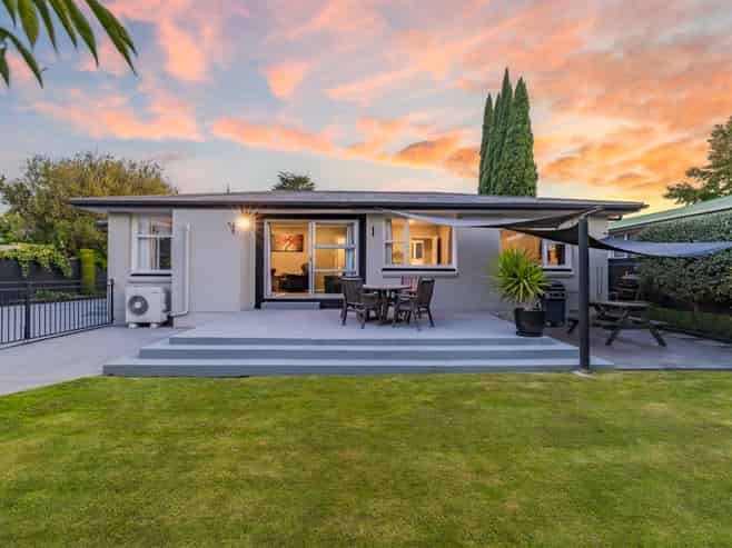 73 Dunedin Street, Redwood