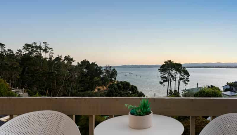 73 Rosecamp Road, Beach Haven