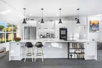 890 Whangaparaoa Road, Manly