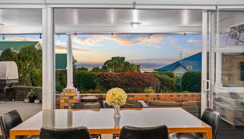 890 Whangaparaoa Road, Manly