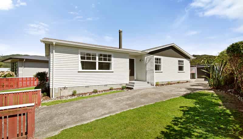 37 Momona Street, Wainuiomata