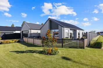 2 Jardine Place, Marshland