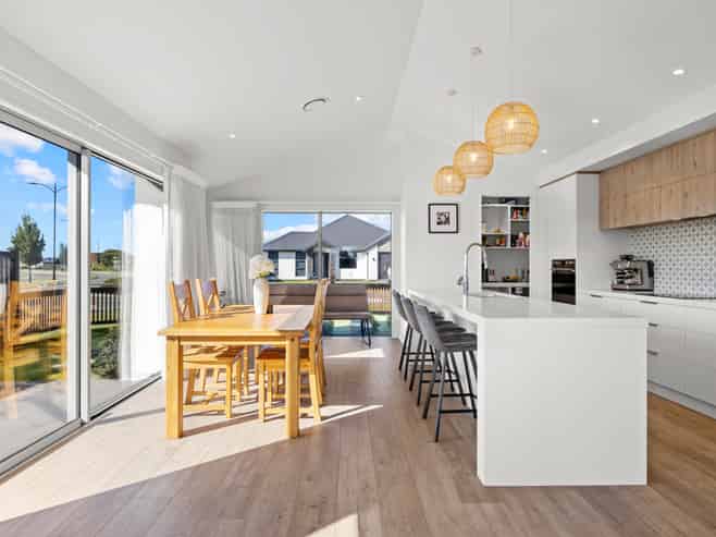 2 Jardine Place, Marshland