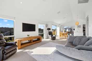 2 Jardine Place, Marshland