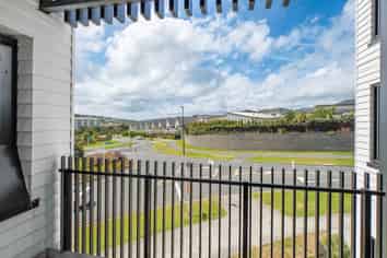 unit 4/47 Arran Drive, Orewa