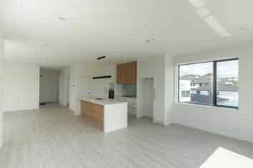 unit 4/47 Arran Drive, Orewa