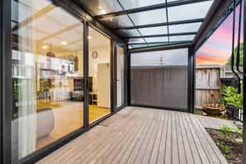 66 Waipuhinui Road, Manukau