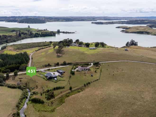 451 Okete Road, Raglan