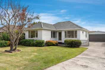 39 Charlcott Street, Burnside