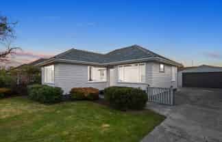 39 Charlcott Street, Burnside