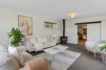 39 Charlcott Street, Burnside