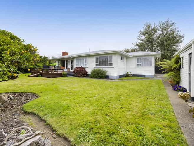 8 Wera Street, Hawera