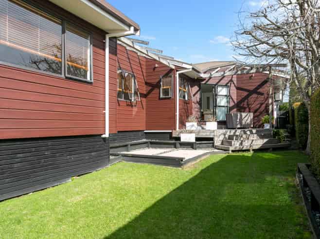 2/47 Alverston Street, Waterview