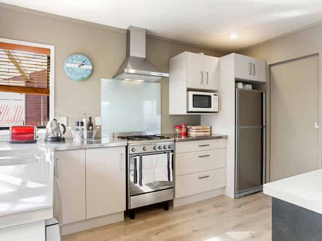 2/47 Alverston Street, Waterview