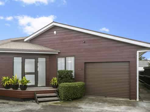 2/47 Alverston Street, Waterview