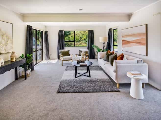 55 Omapere Street, Whitby