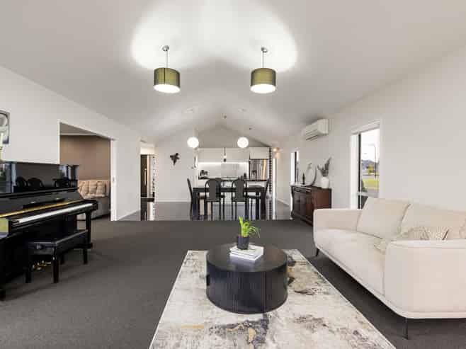 4 Bos Crescent, Flagstaff