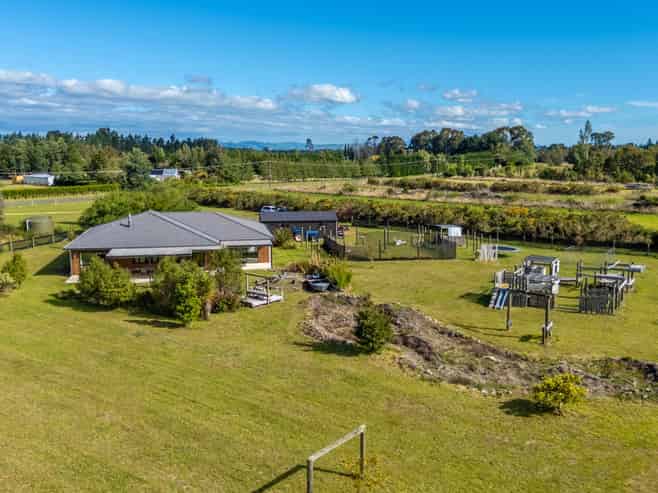 829 Chester Road, Carterton