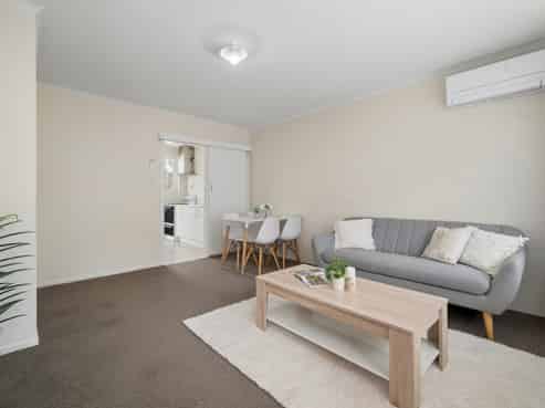 57D James Street, Glenholme