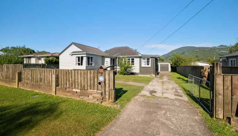 5 Westlock Road, Koutu