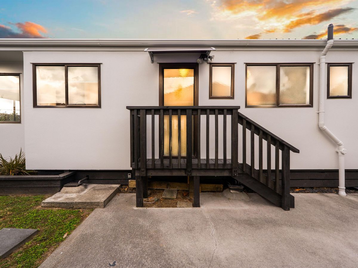 99b Henderson Valley Road, Henderson, Waitakere City, Auckland - Photo 2