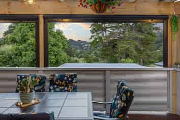 12 Knox Road, Swanson