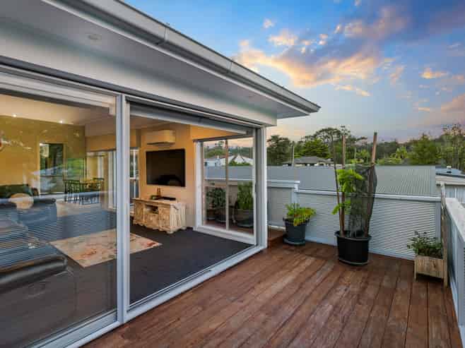 12 Knox Road, Swanson