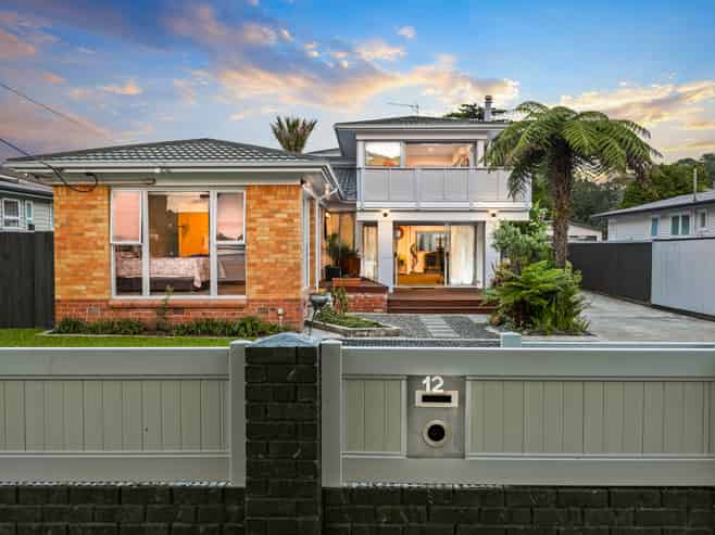 12 Knox Road, Swanson