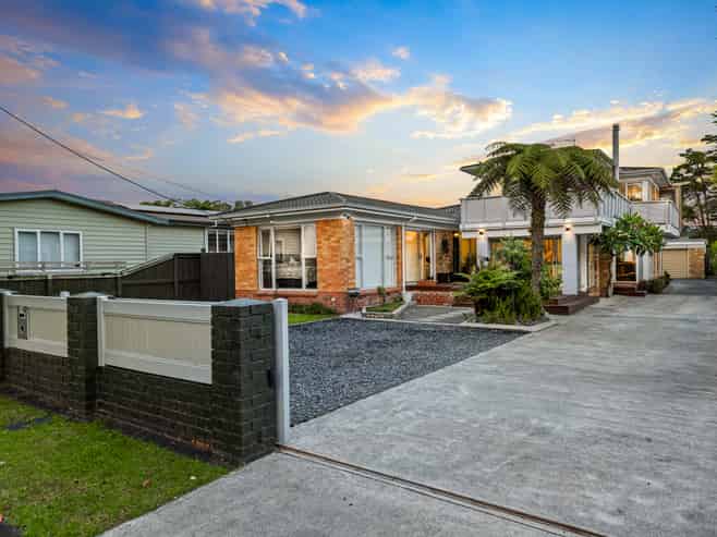 12 Knox Road, Swanson