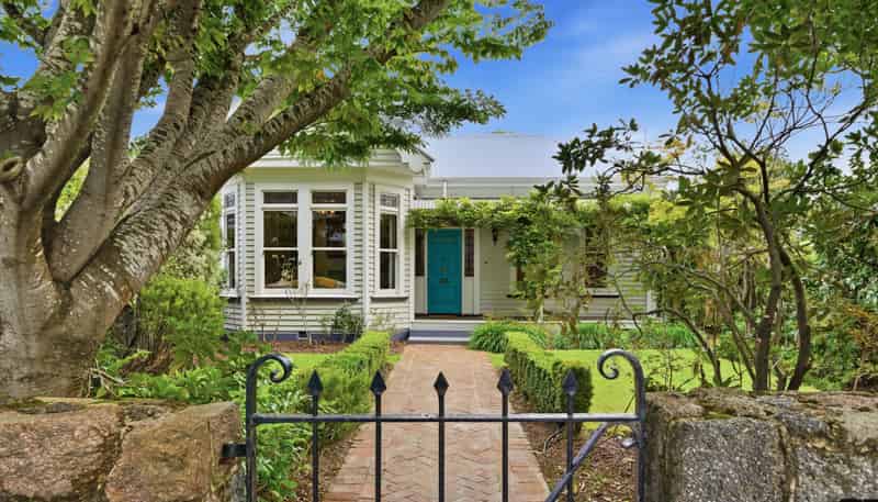 122A Fisher Avenue, Beckenham