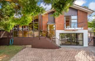 3 Park Hill Road, Birkenhead