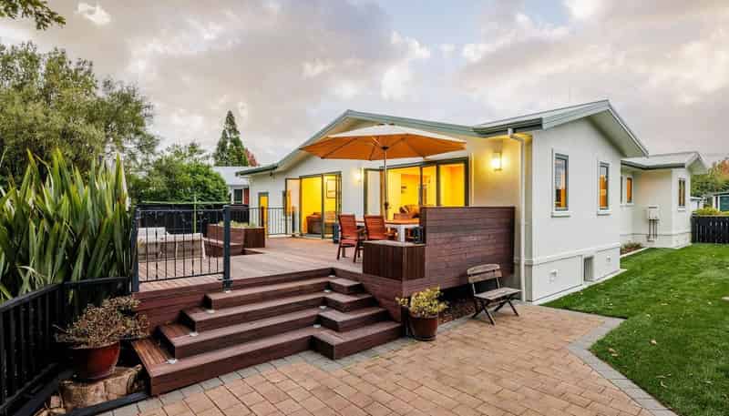 16 Cranwell Place, Hillcrest