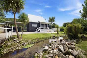 4 Lake Okataina Road, Lake Rotoiti