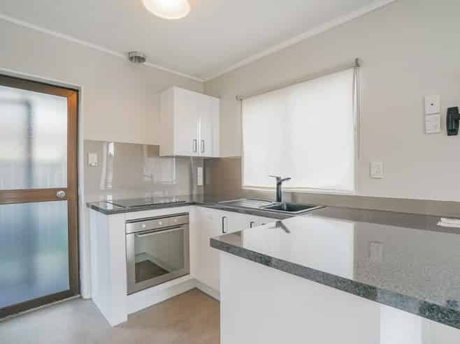 2/65 Nelson Street, Pukekohe