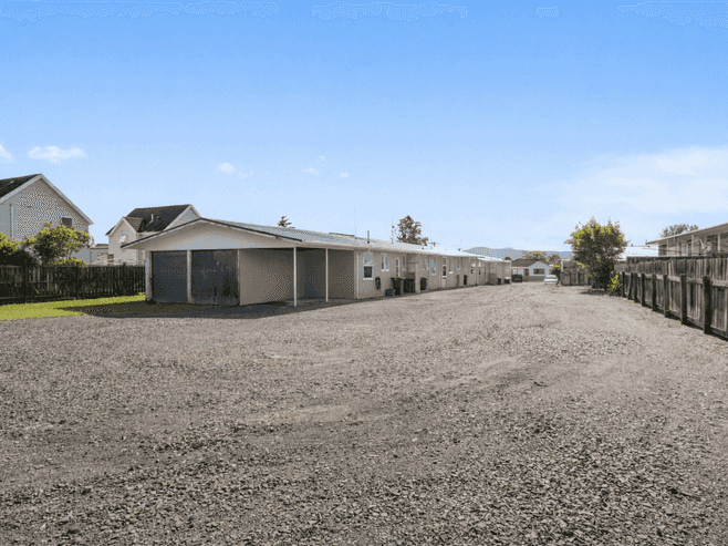 57C, D & E James Street, Glenholme