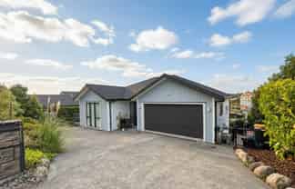 27 Bella Vista Drive, Gulf Harbour