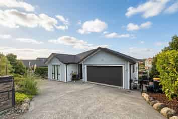 27 Bella Vista Drive, Gulf Harbour