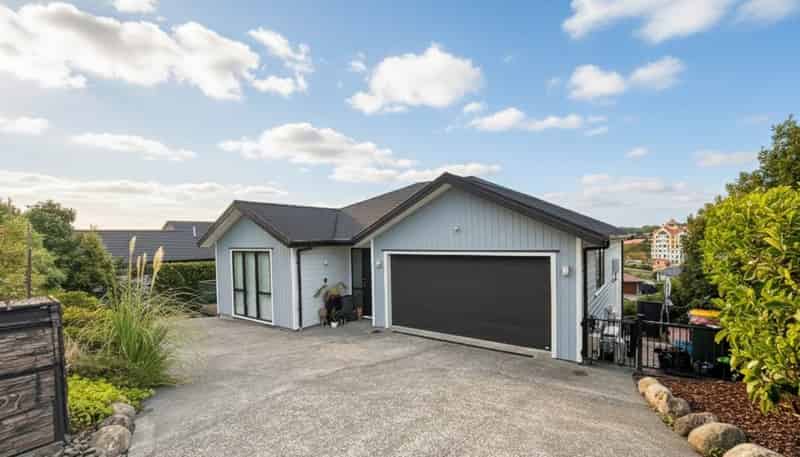 27 Bella Vista Drive, Gulf Harbour