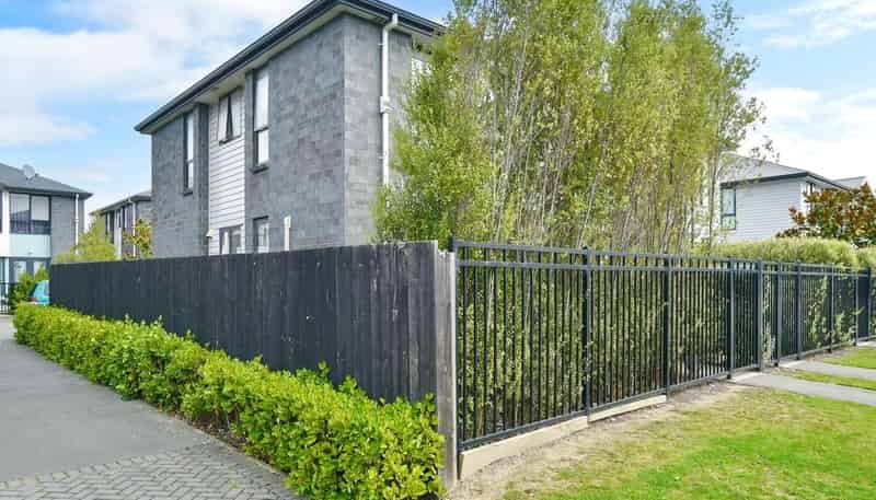 14/14 Buffon Street, Waltham