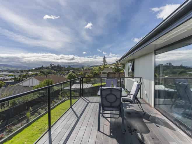21 Braeside, Kinmont Park