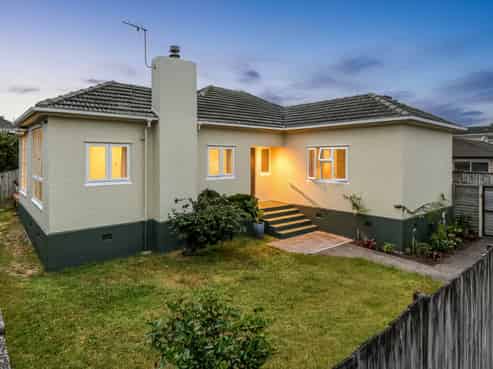 77B Coronation Road, Papatoetoe