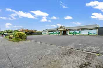 SH1 Site with many uses