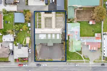 SH1 Site with many uses