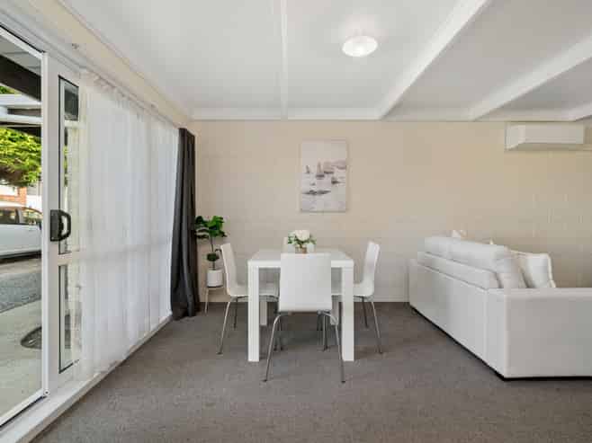 1-6, 144 Malfroy Road, Victoria