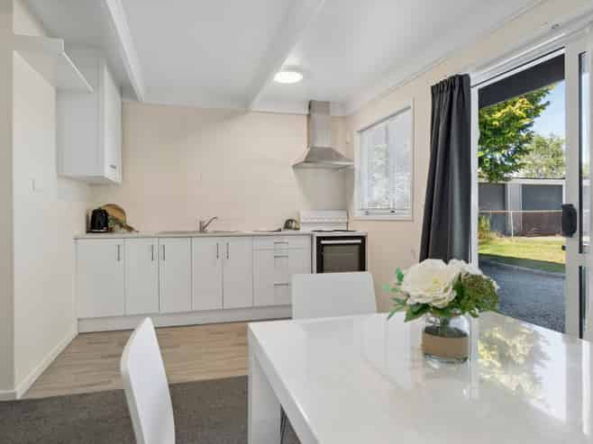 1-6, 144 Malfroy Road, Victoria