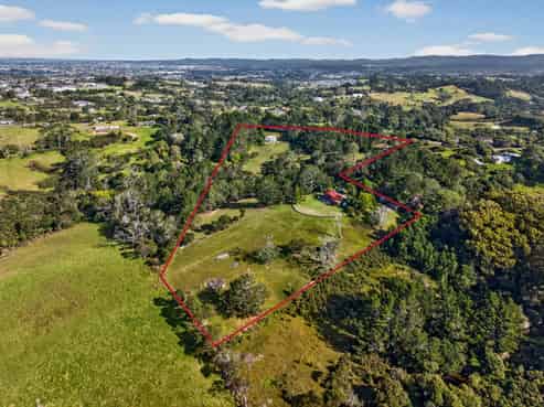 55 Red Hills Road, Massey