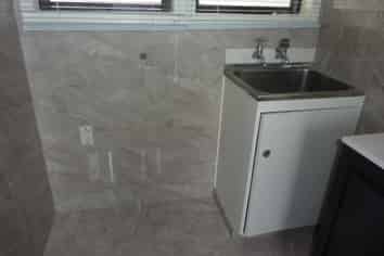 B/7 Sutton Crescent, Papatoetoe