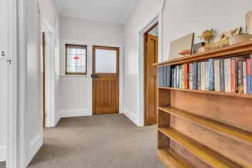 1106 Caroline Road, Mayfair